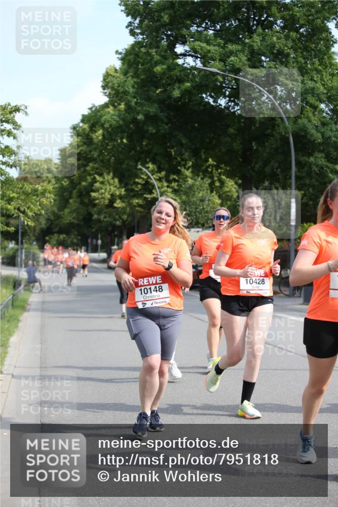 15.06.2025 - REWE Women's Run Jannik Wohlers http://msf.ph/oto/7951818 15.06.2025 09:51:28 Laufen 10148, 10428 meine-sportfotos.de