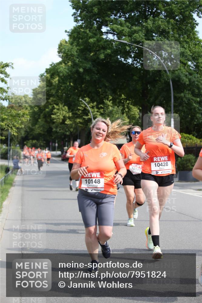15.06.2025 - REWE Women's Run Jannik Wohlers http://msf.ph/oto/7951824 15.06.2025 09:51:29 Laufen 10428, 1011, 10148 meine-sportfotos.de
