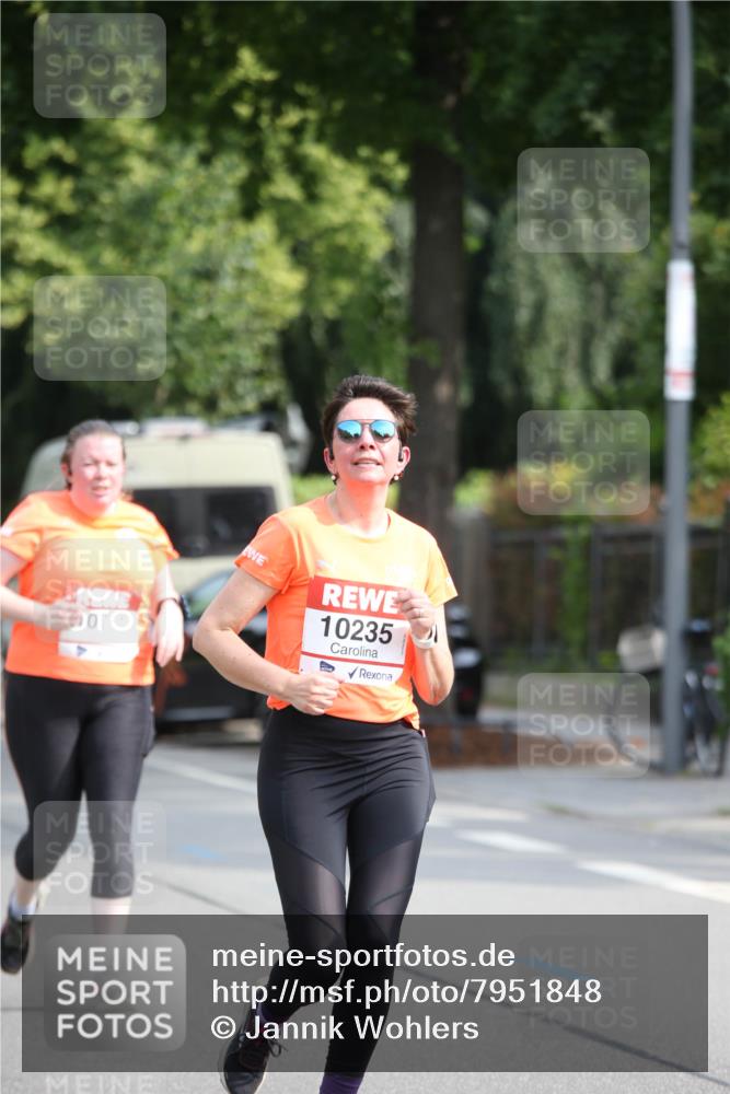 15.06.2025 - REWE Women's Run Jannik Wohlers http://msf.ph/oto/7951848 15.06.2025 09:51:31 Laufen 10235 meine-sportfotos.de