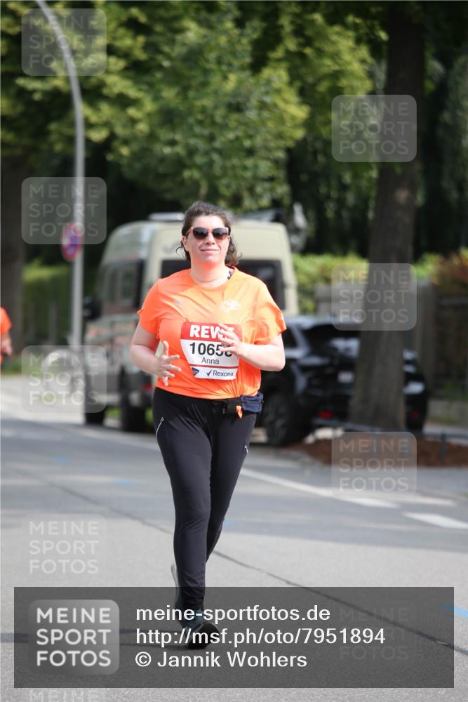 15.06.2025 - REWE Women's Run Jannik Wohlers http://msf.ph/oto/7951894 15.06.2025 09:51:43 Laufen 1065 meine-sportfotos.de