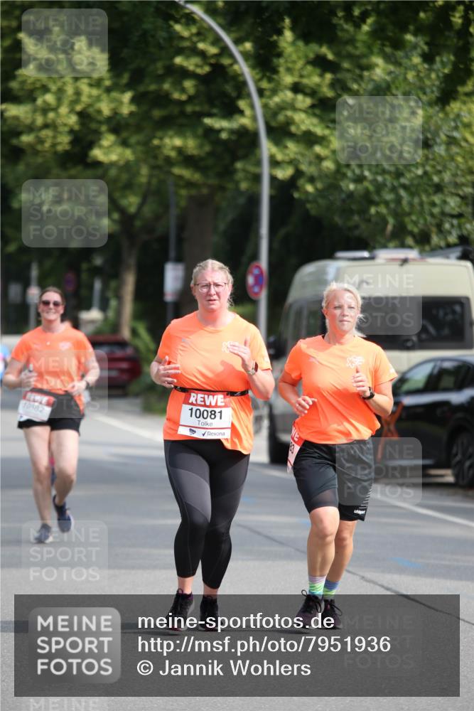 15.06.2025 - REWE Women's Run Jannik Wohlers http://msf.ph/oto/7951936 15.06.2025 09:51:46 Laufen 10081 meine-sportfotos.de