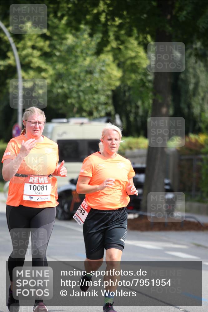 15.06.2025 - REWE Women's Run Jannik Wohlers http://msf.ph/oto/7951954 15.06.2025 09:51:48 Laufen 10081, 083 meine-sportfotos.de