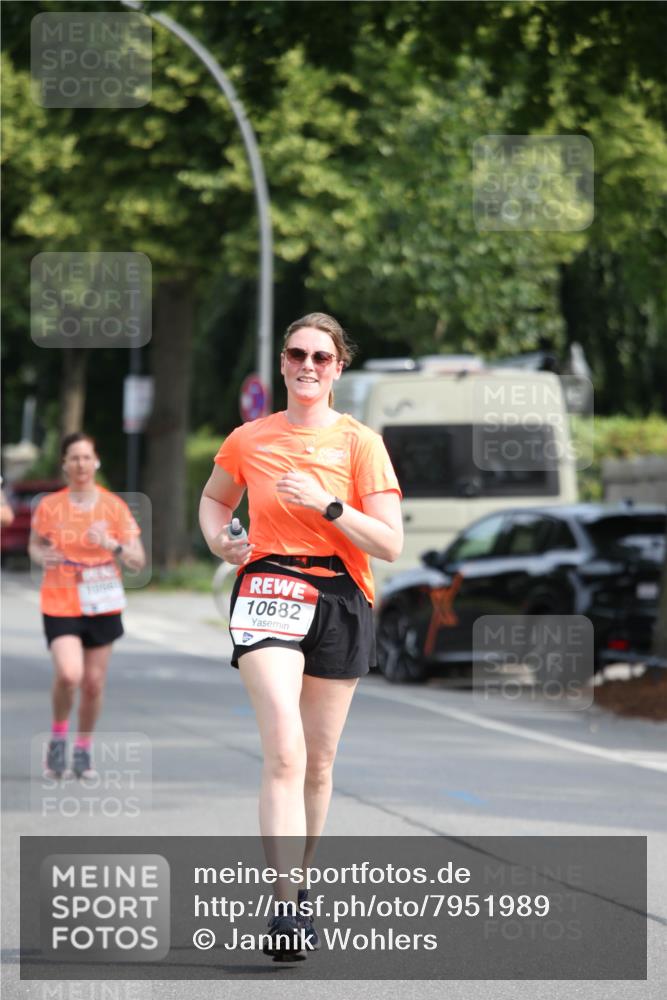 15.06.2025 - REWE Women's Run Jannik Wohlers http://msf.ph/oto/7951989 15.06.2025 09:51:51 Laufen 10682 meine-sportfotos.de