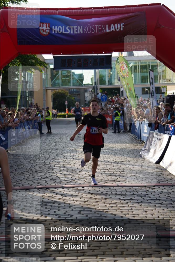 13.06.2025 - Holstenköstenlauf Felixshl http://msf.ph/oto/7952027 13.06.2025 19:39:16 Laufen 2274, 3191 meine-sportfotos.de