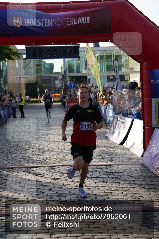 13.06.2025 - Holstenköstenlauf Felixshl http://msf.ph/oto/7952061 13.06.2025 19:39:17 Laufen 2274, 3191 meine-sportfotos.de