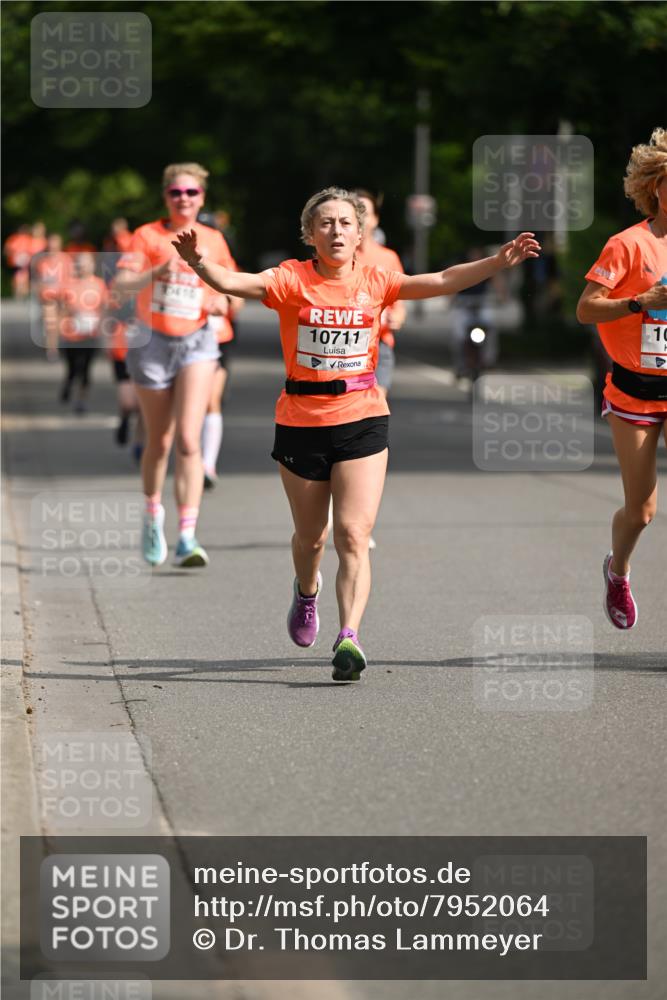 15.06.2025 - REWE Women's Run Dr. Thomas Lammeyer http://msf.ph/oto/7952064 15.06.2025 09:38:35 Laufen 10711 meine-sportfotos.de