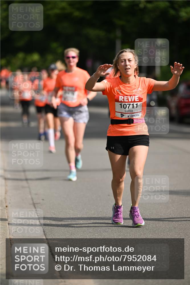 15.06.2025 - REWE Women's Run Dr. Thomas Lammeyer http://msf.ph/oto/7952084 15.06.2025 09:38:36 Laufen 10711 meine-sportfotos.de