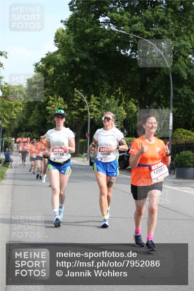 15.06.2025 - REWE Women's Run Jannik Wohlers http://msf.ph/oto/7952086 15.06.2025 09:51:58 Laufen 10799, 10586, 10561 meine-sportfotos.de