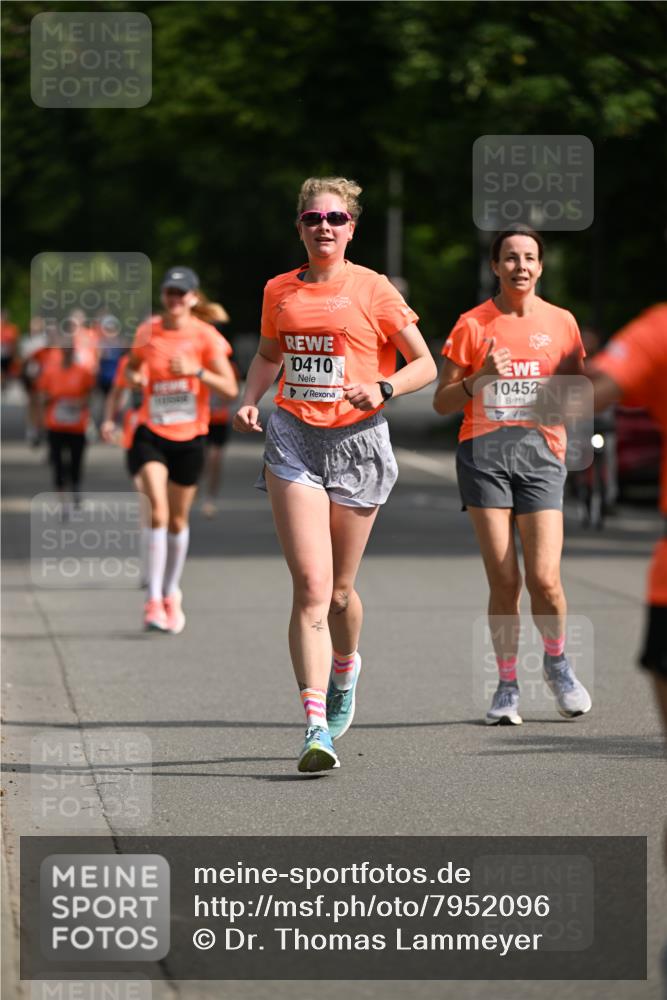 15.06.2025 - REWE Women's Run Dr. Thomas Lammeyer http://msf.ph/oto/7952096 15.06.2025 09:38:37 Laufen 10410, 10452 meine-sportfotos.de