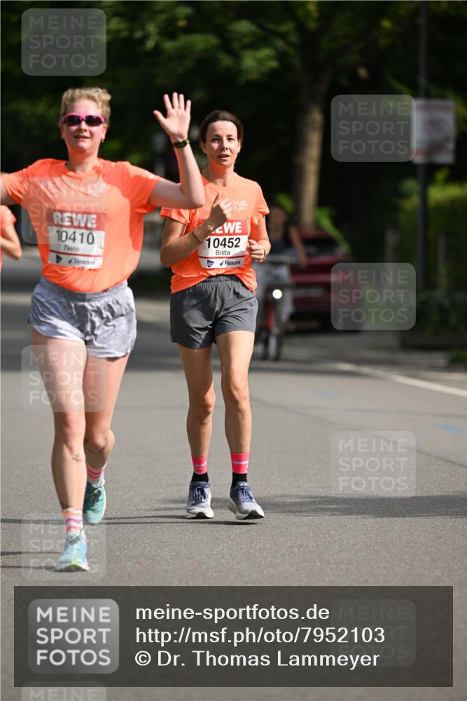 15.06.2025 - REWE Women's Run Dr. Thomas Lammeyer http://msf.ph/oto/7952103 15.06.2025 09:38:38 Laufen 10410, 10452 meine-sportfotos.de