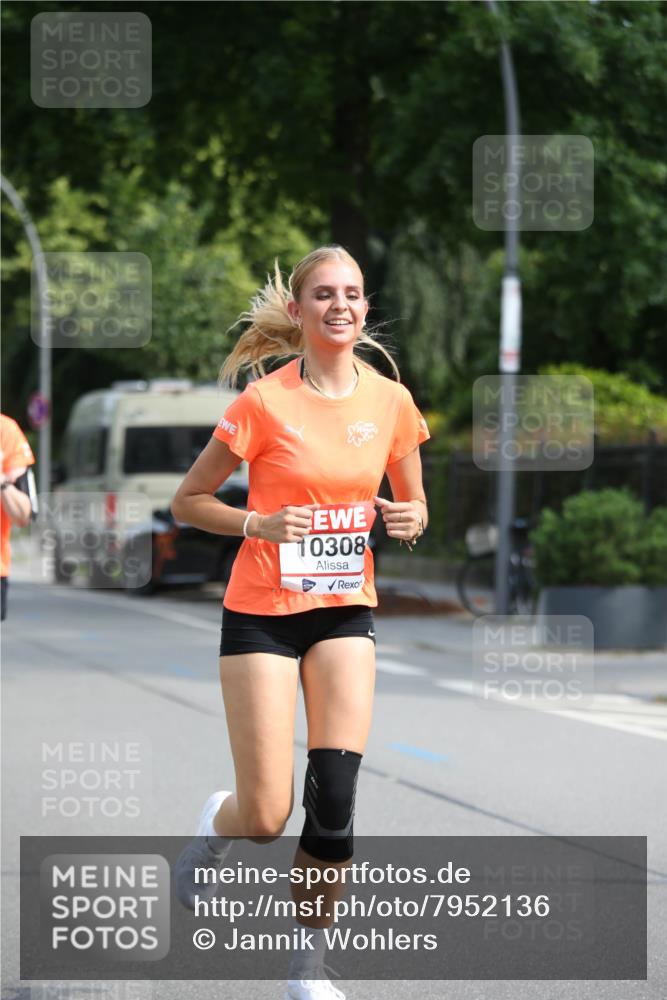 15.06.2025 - REWE Women's Run Jannik Wohlers http://msf.ph/oto/7952136 15.06.2025 09:52:03 Laufen 0308 meine-sportfotos.de