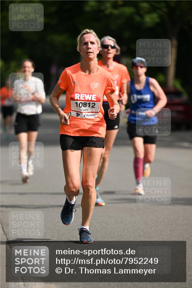 15.06.2025 - REWE Women's Run Dr. Thomas Lammeyer http://msf.ph/oto/7952249 15.06.2025 09:38:54 Laufen 10812 meine-sportfotos.de