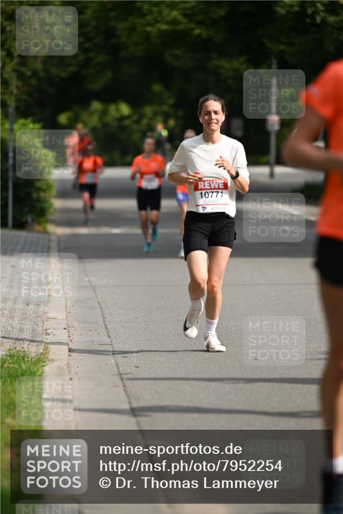 15.06.2025 - REWE Women's Run Dr. Thomas Lammeyer http://msf.ph/oto/7952254 15.06.2025 09:38:55 Laufen 10771 meine-sportfotos.de