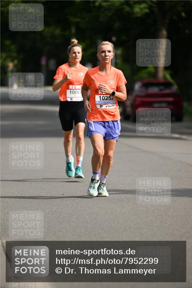 15.06.2025 - REWE Women's Run Dr. Thomas Lammeyer http://msf.ph/oto/7952299 15.06.2025 09:39:02 Laufen 10063, 10252 meine-sportfotos.de