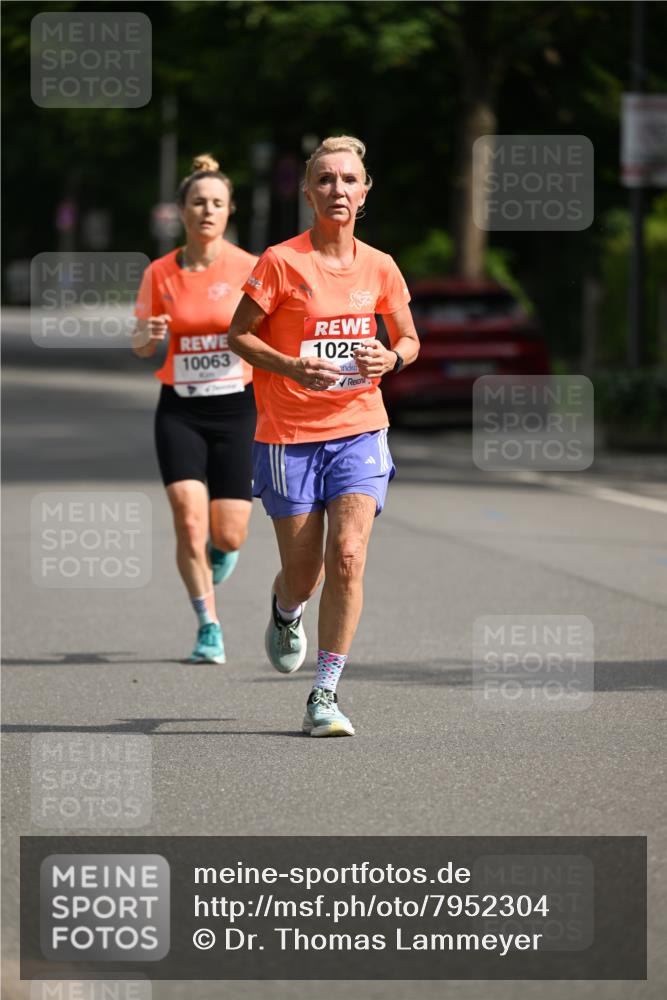 15.06.2025 - REWE Women's Run Dr. Thomas Lammeyer http://msf.ph/oto/7952304 15.06.2025 09:39:02 Laufen 10063, 1025 meine-sportfotos.de
