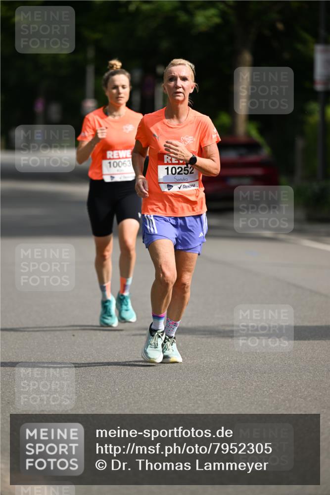 15.06.2025 - REWE Women's Run Dr. Thomas Lammeyer http://msf.ph/oto/7952305 15.06.2025 09:39:03 Laufen 10063, 10252 meine-sportfotos.de