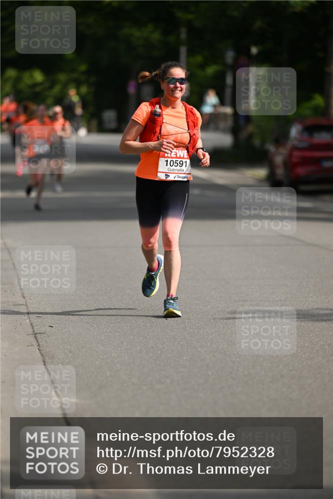15.06.2025 - REWE Women's Run Dr. Thomas Lammeyer http://msf.ph/oto/7952328 15.06.2025 09:39:08 Laufen 10591 meine-sportfotos.de