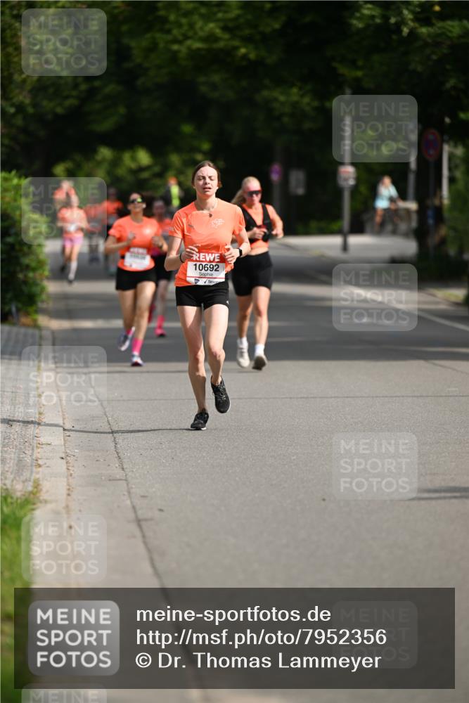 15.06.2025 - REWE Women's Run Dr. Thomas Lammeyer http://msf.ph/oto/7952356 15.06.2025 09:39:14 Laufen 10692 meine-sportfotos.de