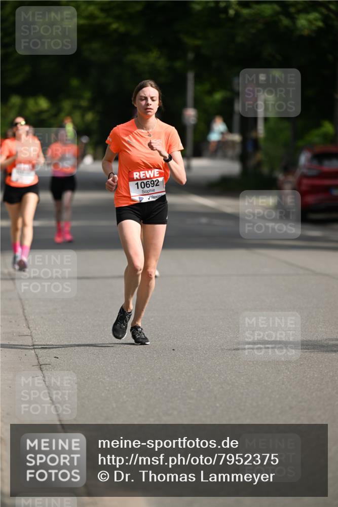 15.06.2025 - REWE Women's Run Dr. Thomas Lammeyer http://msf.ph/oto/7952375 15.06.2025 09:39:16 Laufen 10692 meine-sportfotos.de