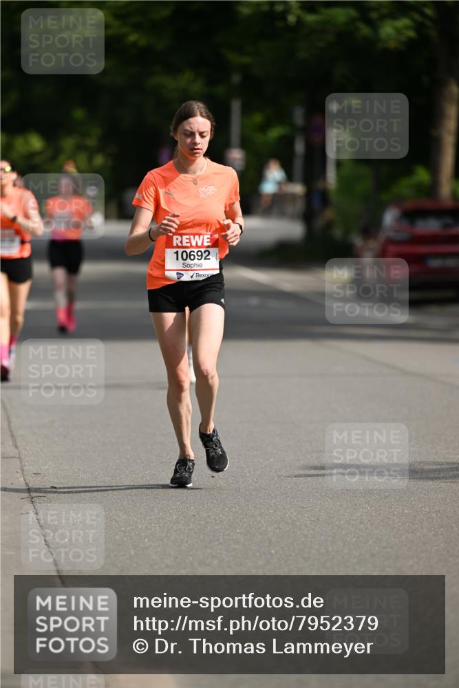 15.06.2025 - REWE Women's Run Dr. Thomas Lammeyer http://msf.ph/oto/7952379 15.06.2025 09:39:16 Laufen 10692 meine-sportfotos.de
