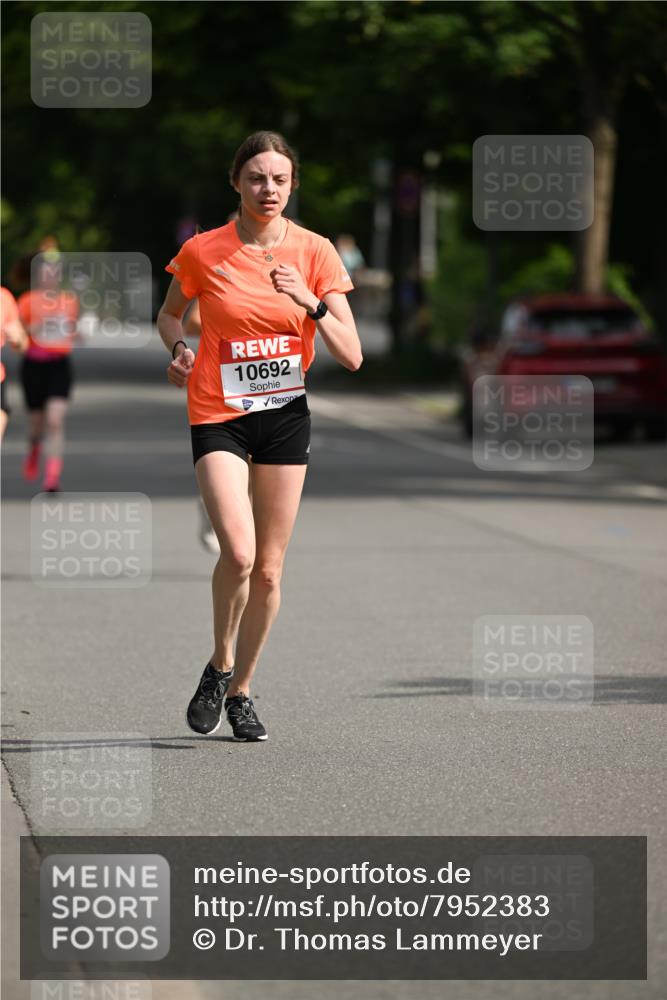 15.06.2025 - REWE Women's Run Dr. Thomas Lammeyer http://msf.ph/oto/7952383 15.06.2025 09:39:17 Laufen 10692 meine-sportfotos.de
