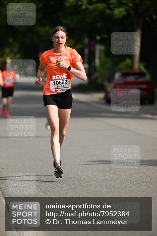 15.06.2025 - REWE Women's Run Dr. Thomas Lammeyer http://msf.ph/oto/7952384 15.06.2025 09:39:17 Laufen 10692 meine-sportfotos.de