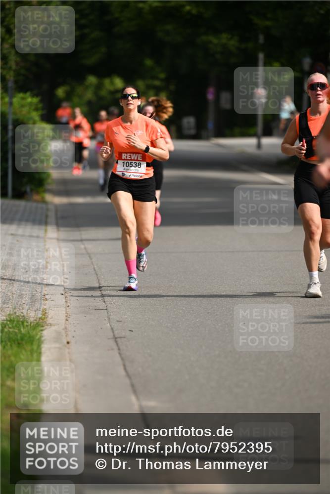 15.06.2025 - REWE Women's Run Dr. Thomas Lammeyer http://msf.ph/oto/7952395 15.06.2025 09:39:19 Laufen 10538 meine-sportfotos.de