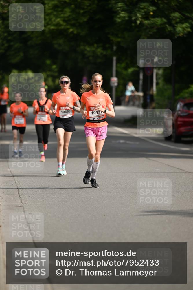 15.06.2025 - REWE Women's Run Dr. Thomas Lammeyer http://msf.ph/oto/7952433 15.06.2025 09:39:29 Laufen 10495, 1043 meine-sportfotos.de