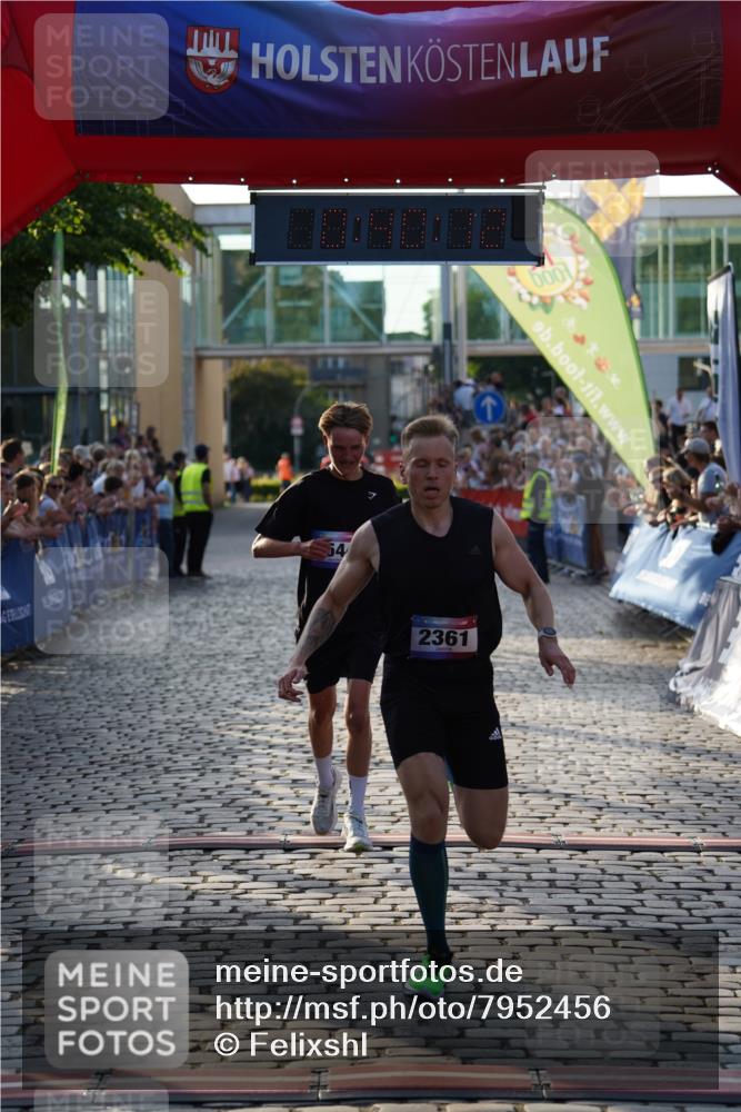 13.06.2025 - Holstenköstenlauf Felixshl http://msf.ph/oto/7952456 13.06.2025 19:40:11 Laufen 2361, 2544 meine-sportfotos.de