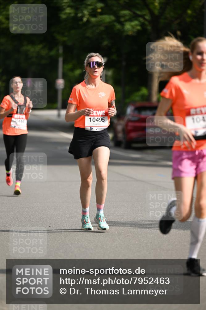 15.06.2025 - REWE Women's Run Dr. Thomas Lammeyer http://msf.ph/oto/7952463 15.06.2025 09:39:33 Laufen 10446, 10495, 104 meine-sportfotos.de