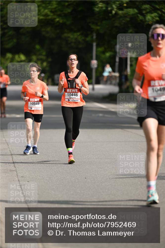 15.06.2025 - REWE Women's Run Dr. Thomas Lammeyer http://msf.ph/oto/7952469 15.06.2025 09:39:34 Laufen 10446, 10549 meine-sportfotos.de