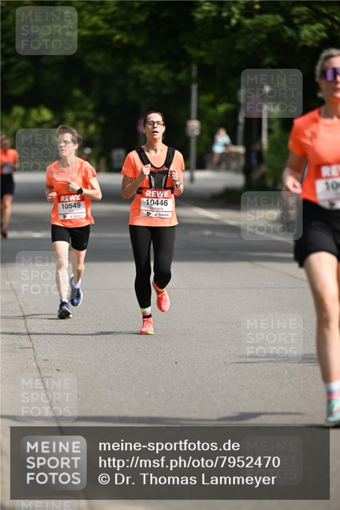 15.06.2025 - REWE Women's Run Dr. Thomas Lammeyer http://msf.ph/oto/7952470 15.06.2025 09:39:34 Laufen 10549, 10446, 10 meine-sportfotos.de