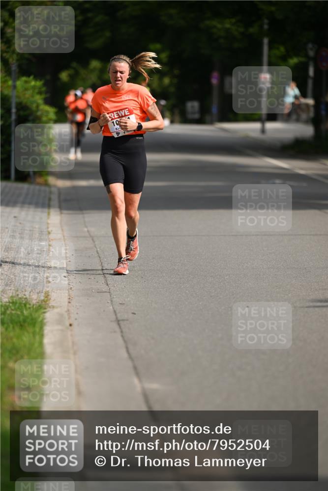 15.06.2025 - REWE Women's Run Dr. Thomas Lammeyer http://msf.ph/oto/7952504 15.06.2025 09:39:44 Laufen 10 meine-sportfotos.de