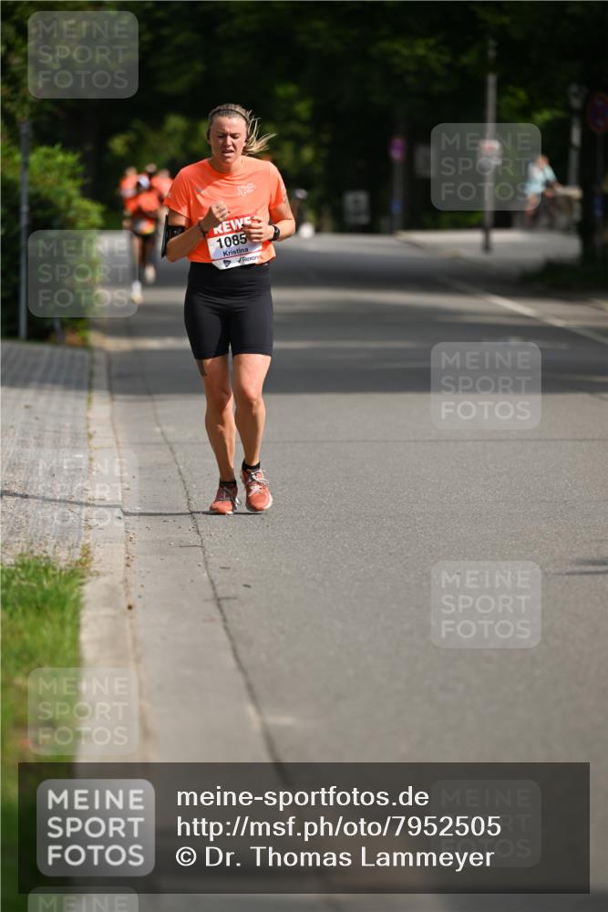 15.06.2025 - REWE Women's Run Dr. Thomas Lammeyer http://msf.ph/oto/7952505 15.06.2025 09:39:44 Laufen 1085 meine-sportfotos.de