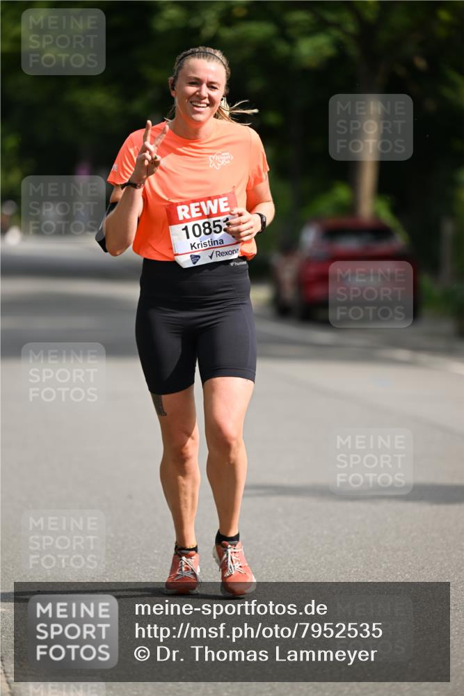 15.06.2025 - REWE Women's Run Dr. Thomas Lammeyer http://msf.ph/oto/7952535 15.06.2025 09:39:47 Laufen 1085 meine-sportfotos.de