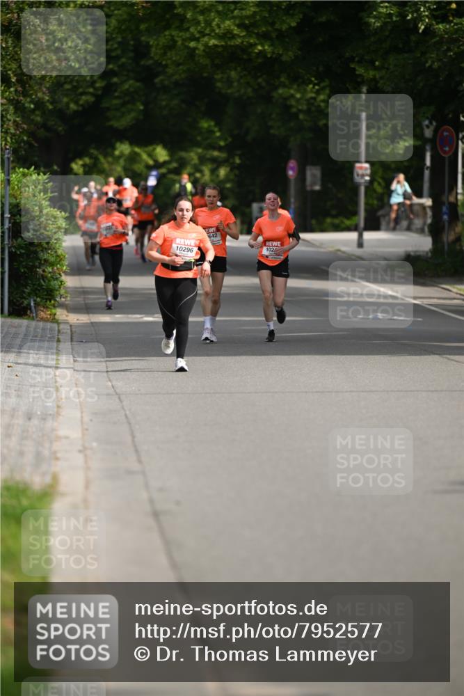15.06.2025 - REWE Women's Run Dr. Thomas Lammeyer http://msf.ph/oto/7952577 15.06.2025 09:40:10 Laufen 10296, 1642, 1024 meine-sportfotos.de