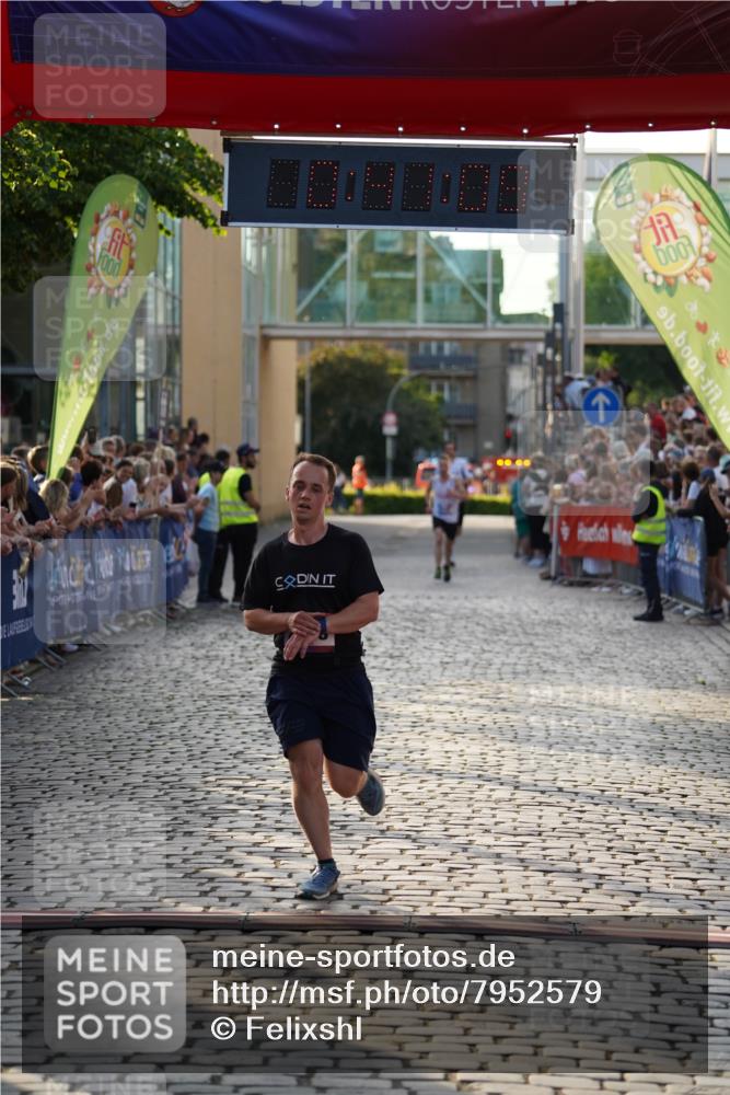 13.06.2025 - Holstenköstenlauf Felixshl http://msf.ph/oto/7952579 13.06.2025 19:41:08 Laufen 2188, 3230 meine-sportfotos.de