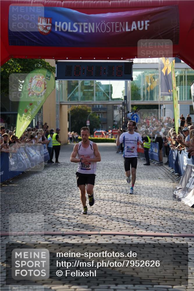 13.06.2025 - Holstenköstenlauf Felixshl http://msf.ph/oto/7952626 13.06.2025 19:41:16 Laufen 2281, 3230 meine-sportfotos.de