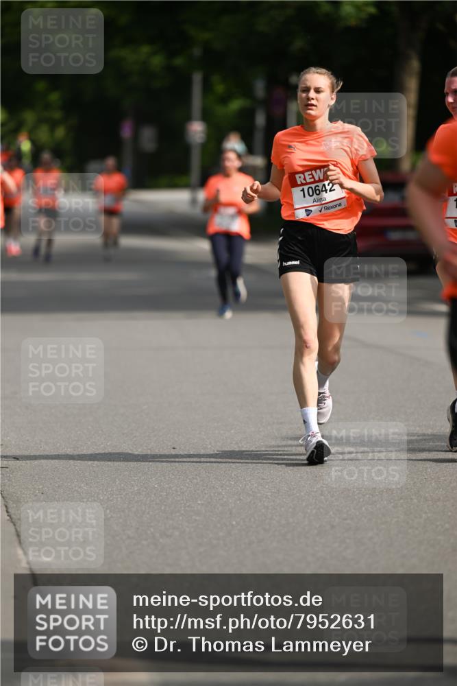 15.06.2025 - REWE Women's Run Dr. Thomas Lammeyer http://msf.ph/oto/7952631 15.06.2025 09:40:17 Laufen 10642 meine-sportfotos.de