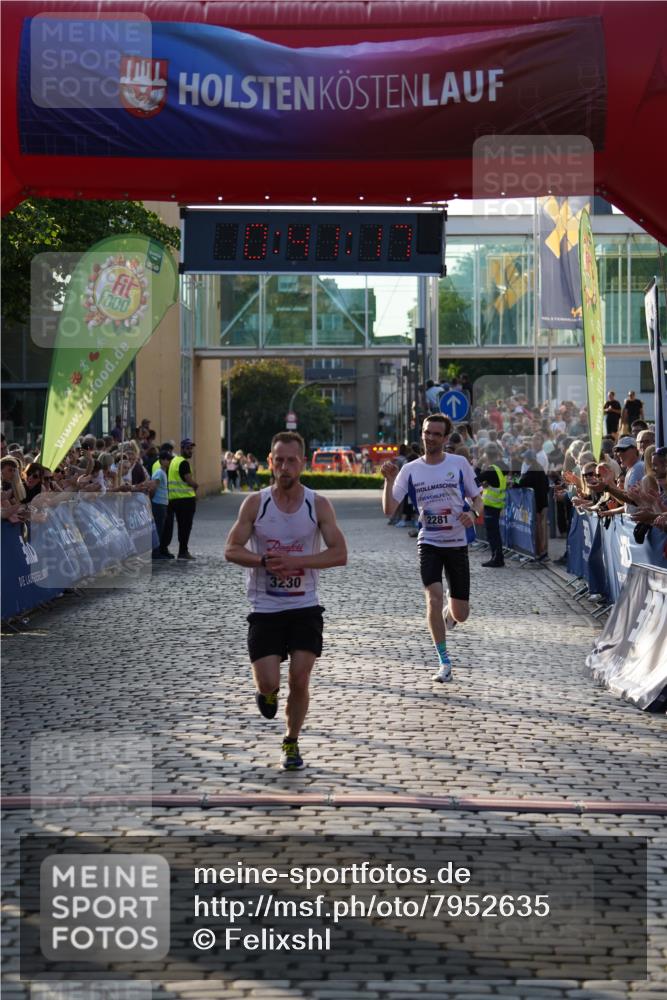 13.06.2025 - Holstenköstenlauf Felixshl http://msf.ph/oto/7952635 13.06.2025 19:41:16 Laufen 2281, 3230 meine-sportfotos.de