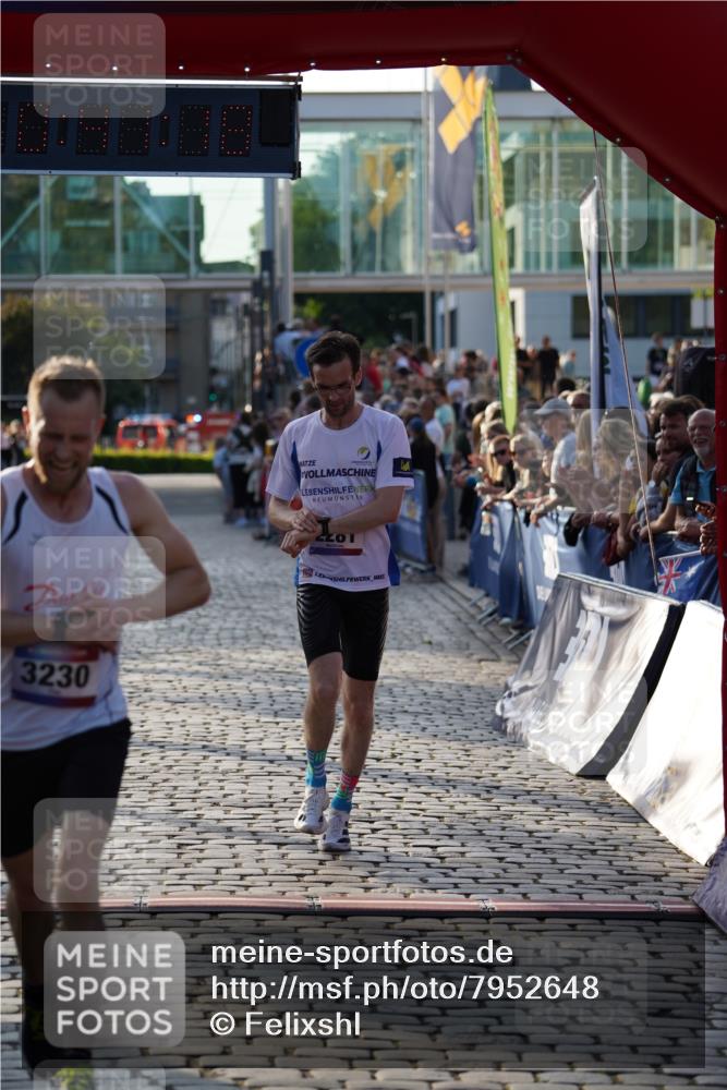 13.06.2025 - Holstenköstenlauf Felixshl http://msf.ph/oto/7952648 13.06.2025 19:41:17 Laufen 2281, 3230 meine-sportfotos.de