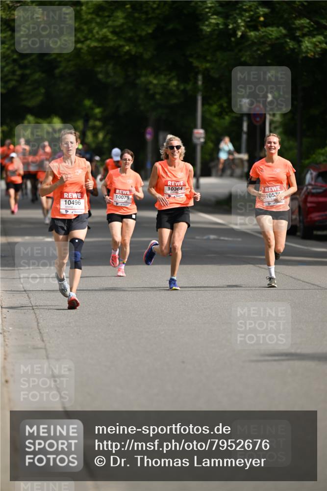 15.06.2025 - REWE Women's Run Dr. Thomas Lammeyer http://msf.ph/oto/7952676 15.06.2025 09:40:27 Laufen 10496, 10364, 1057, 10079 meine-sportfotos.de