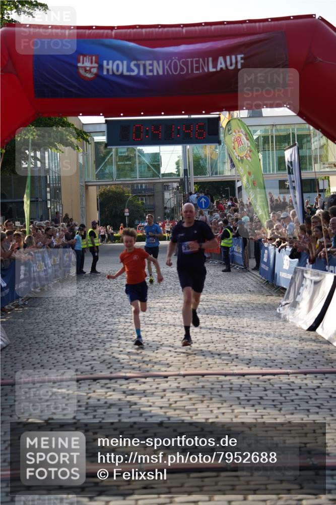 13.06.2025 - Holstenköstenlauf Felixshl http://msf.ph/oto/7952688 13.06.2025 19:41:45 Laufen 2466, 3948 meine-sportfotos.de