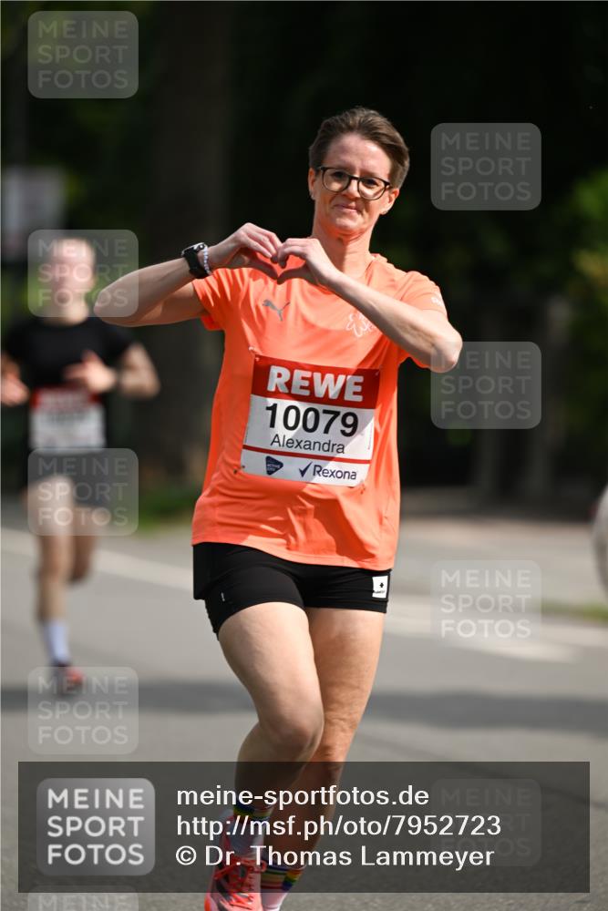 15.06.2025 - REWE Women's Run Dr. Thomas Lammeyer http://msf.ph/oto/7952723 15.06.2025 09:40:34 Laufen 10079 meine-sportfotos.de