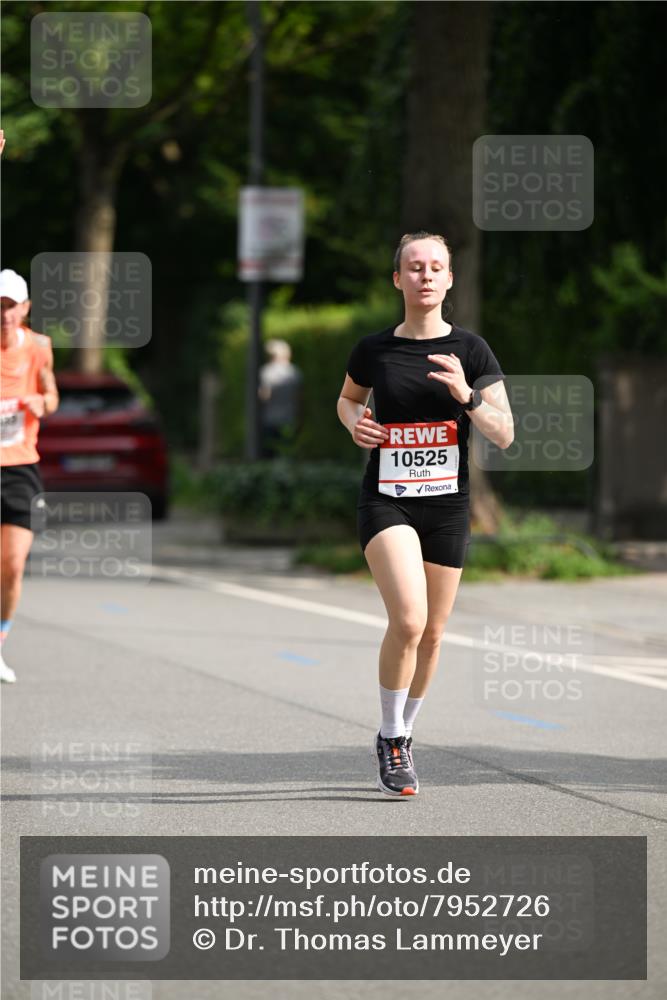 15.06.2025 - REWE Women's Run Dr. Thomas Lammeyer http://msf.ph/oto/7952726 15.06.2025 09:40:35 Laufen 10525 meine-sportfotos.de