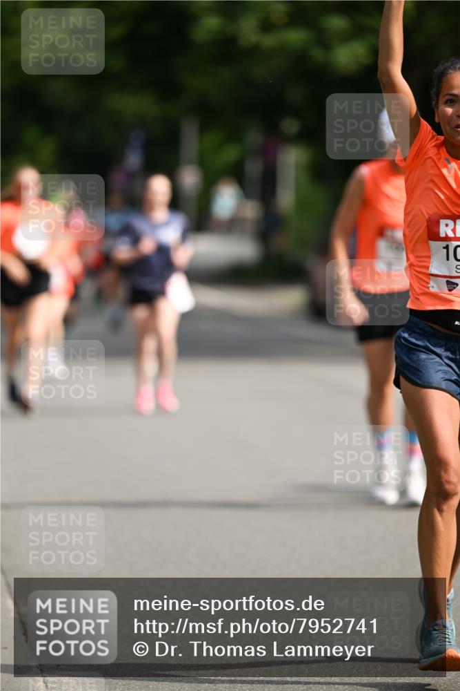 15.06.2025 - REWE Women's Run Dr. Thomas Lammeyer http://msf.ph/oto/7952741 15.06.2025 09:40:37 Laufen 10 meine-sportfotos.de