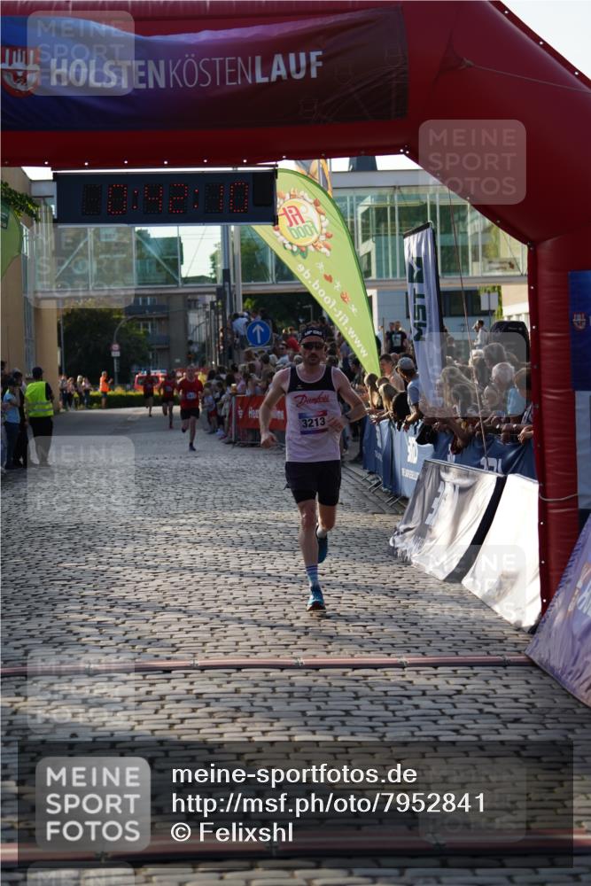 13.06.2025 - Holstenköstenlauf Felixshl http://msf.ph/oto/7952841 13.06.2025 19:42:09 Laufen 2529, 3213, 3811 meine-sportfotos.de