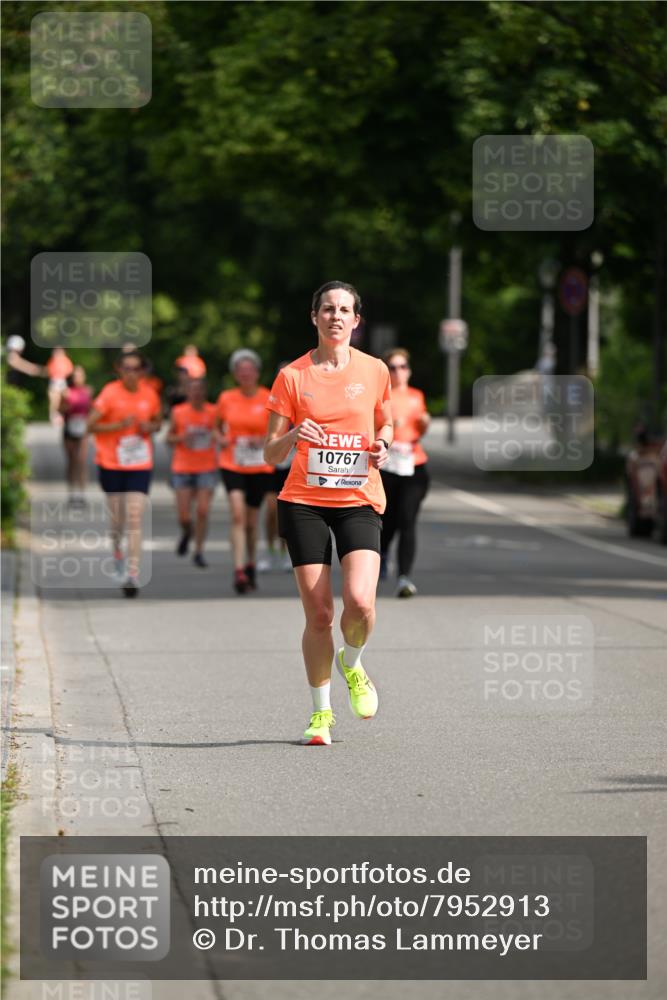 15.06.2025 - REWE Women's Run Dr. Thomas Lammeyer http://msf.ph/oto/7952913 15.06.2025 09:41:06 Laufen 10767 meine-sportfotos.de