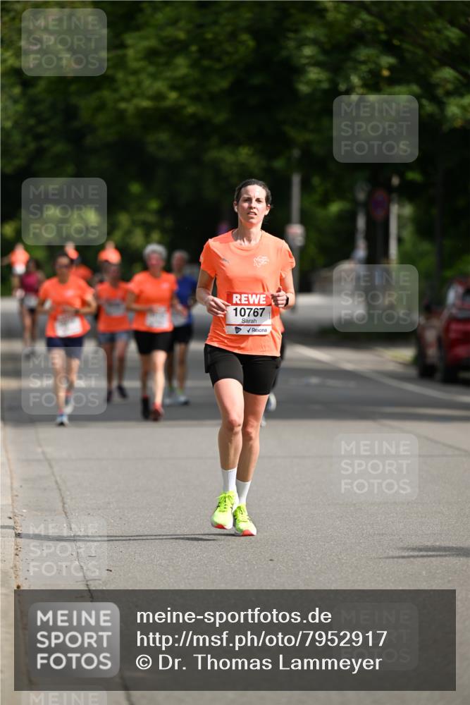15.06.2025 - REWE Women's Run Dr. Thomas Lammeyer http://msf.ph/oto/7952917 15.06.2025 09:41:07 Laufen 10767 meine-sportfotos.de