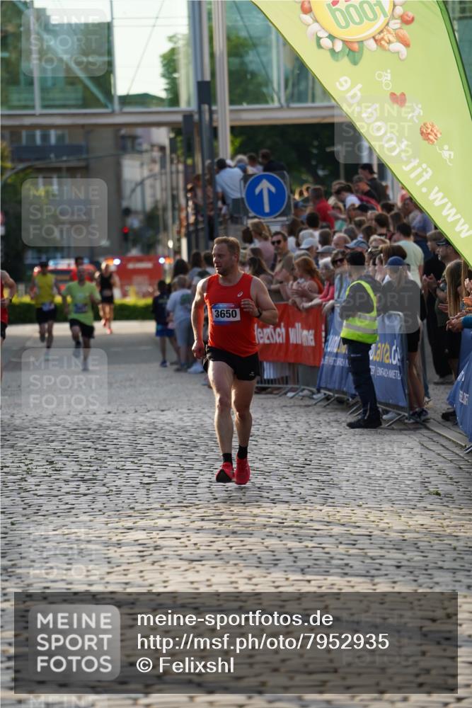 13.06.2025 - Holstenköstenlauf Felixshl http://msf.ph/oto/7952935 13.06.2025 19:42:19 Laufen 2690, 3650, 3811 meine-sportfotos.de